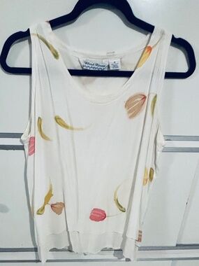 Wind River Women’s Sleeveless Top White Floral Sz Medium